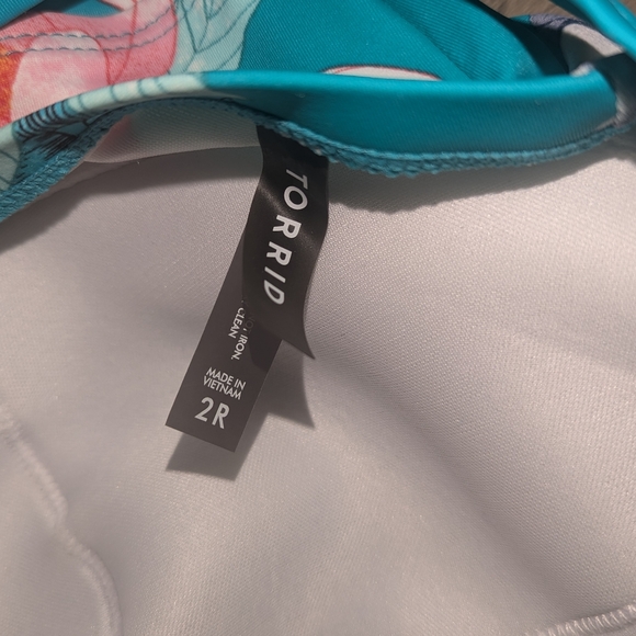 Torrid Swim Set Sz 2 - Picture 6 of 6